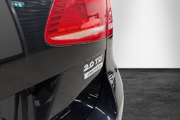 Volkswagen Passat 8 of 17