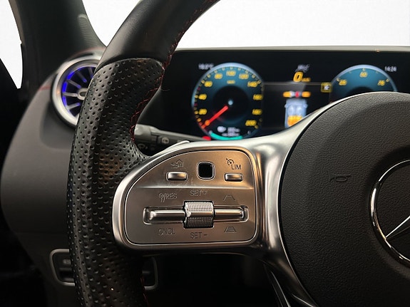 Mercedes-Benz EQA350 17 of 30