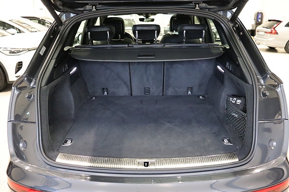 Audi Q5 10 of 29