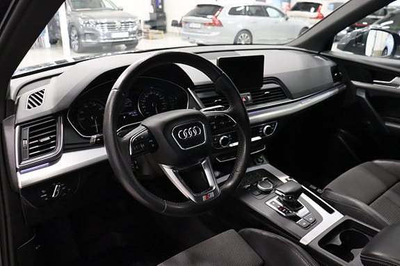 Audi Q5 7 of 29
