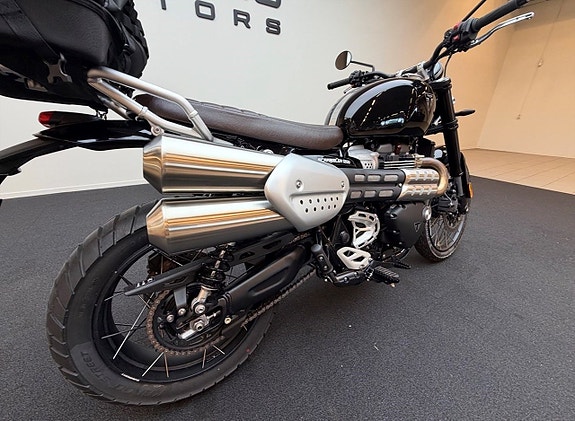 Triumph scrambler 1200 X 7 of 8