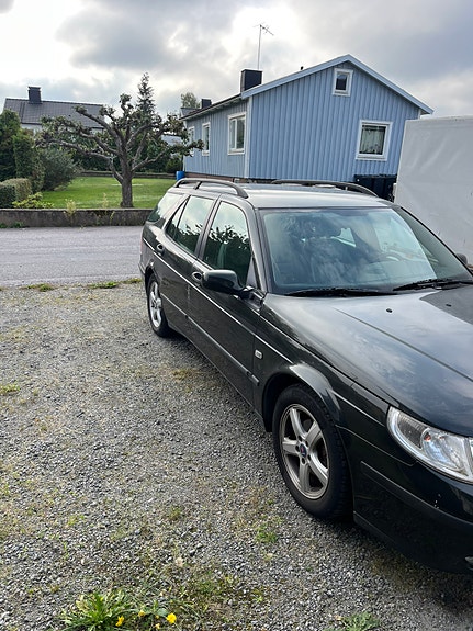 Saab 9-5 3 of 7