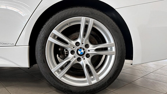 BMW 320 8 of 21