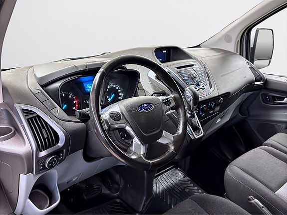 Ford Transit Custom 8 of 13