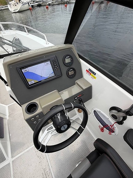 Finnmaster Husky R7 2017 - Yamaha 200 HK 11 of 11
