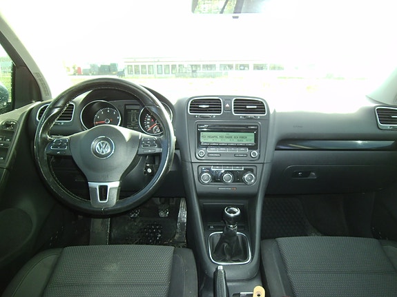 Volkswagen Golf VI 10 of 12
