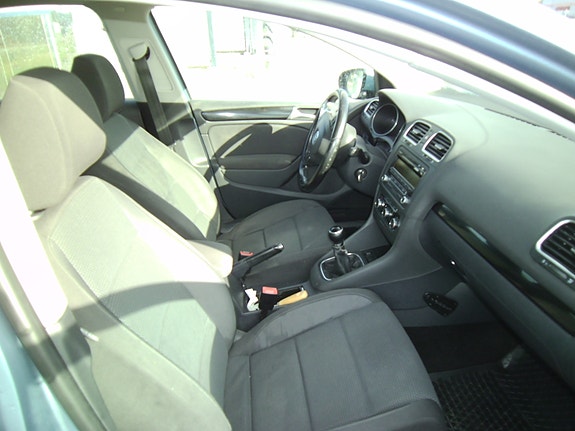Volkswagen Golf VI 9 of 12