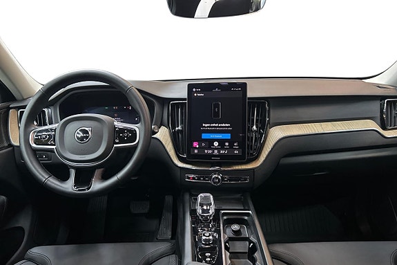 Volvo XC60 10 of 21