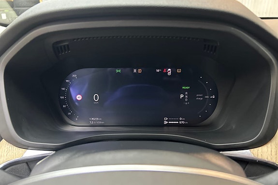 Volvo XC60 16 of 21