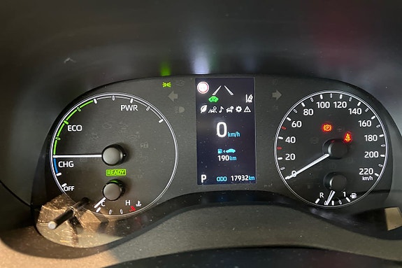 Toyota Yaris 14 of 21