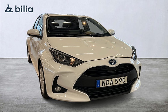 Toyota Yaris 18 of 21