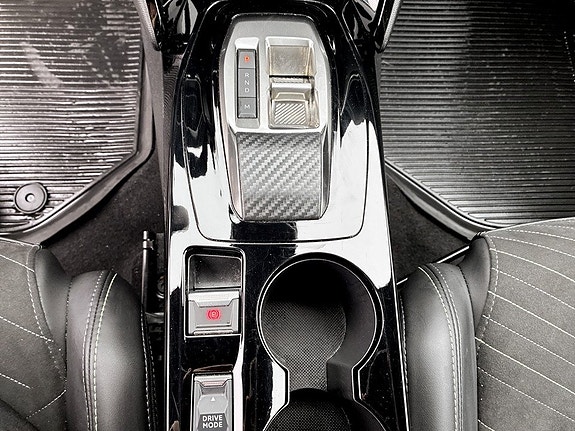 Peugeot 2008 10 of 15