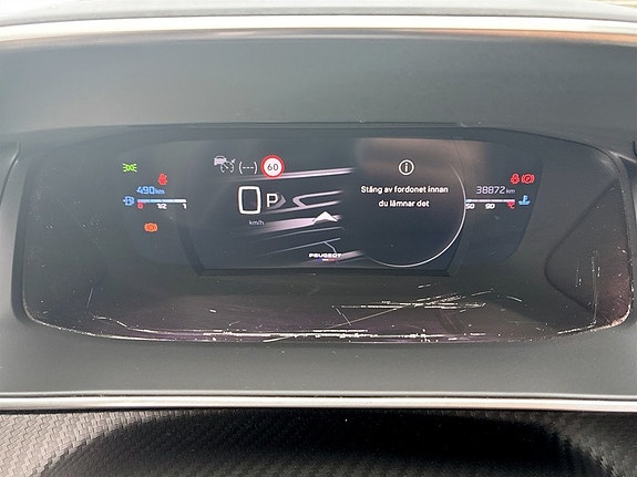 Peugeot 2008 8 of 15