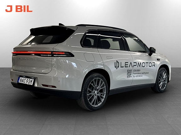 Leapmotor C10 2 of 17