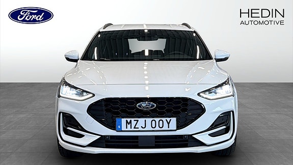 Ford Focus 8 of 12