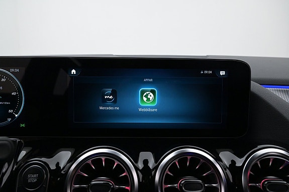 Mercedes-Benz EQA300 22 of 27
