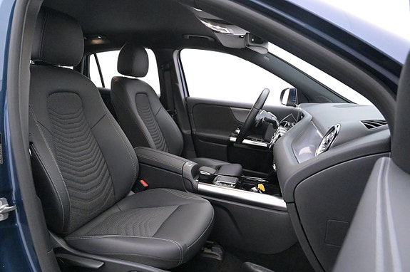 Mercedes-Benz EQA300 15 of 27