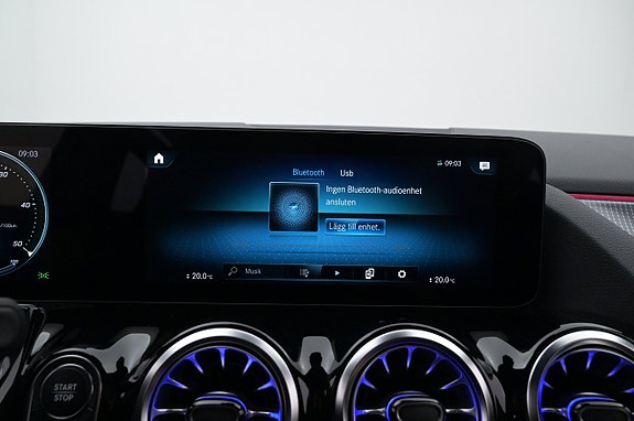 Mercedes-Benz EQA300 19 of 27