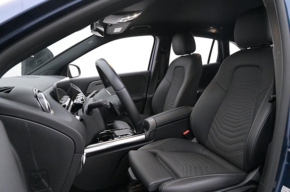 Mercedes-Benz EQA300 10 of 27