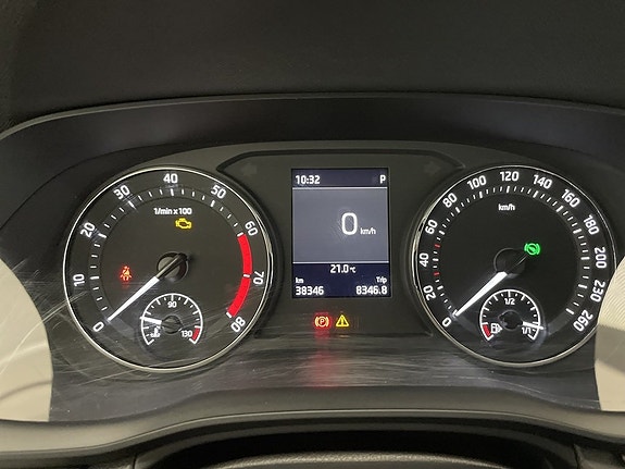 Skoda Octavia 16 of 22