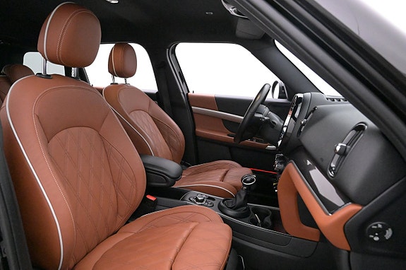 MINI Countryman Cooper SE 14 of 27