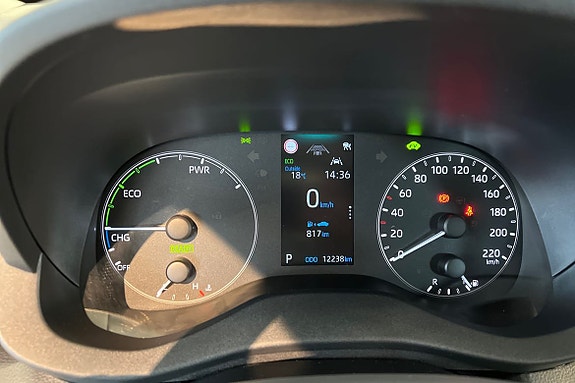 Toyota Yaris 16 of 28