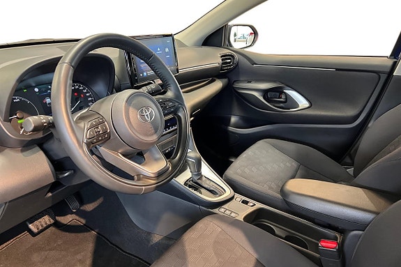 Toyota Yaris 14 of 28