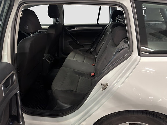 Volkswagen Golf I 19 of 23