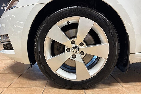 Skoda Octavia 15 of 27