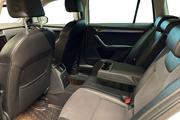 Skoda Octavia 11 of 27