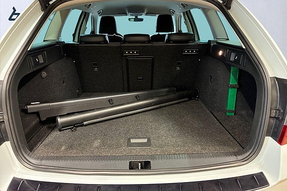 Skoda Octavia 10 of 27