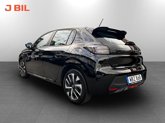 Peugeot 208 16 of 17