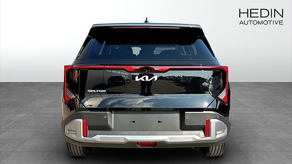Kia Seltos 4 of 10