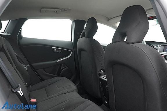 Volvo V40 26 of 27