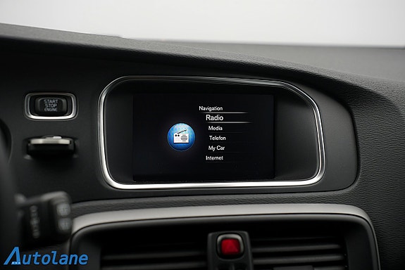 Volvo V40 21 of 27