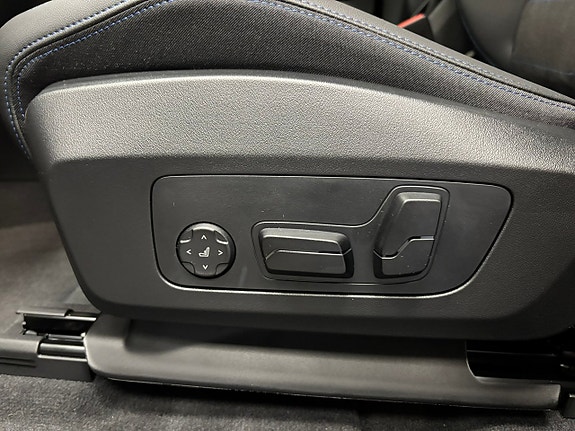 BMW X1 18 of 29