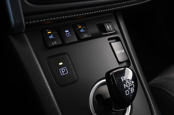 Toyota Auris 27 of 30