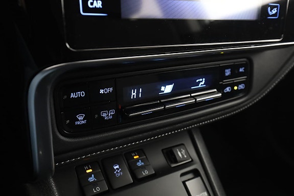 Toyota Auris 25 of 30