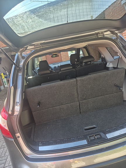 Nissan Qashqai+2 4 of 11