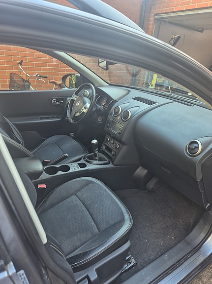 Nissan Qashqai+2 8 of 11