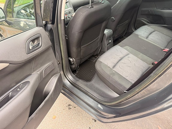Citroen C4 9 of 27