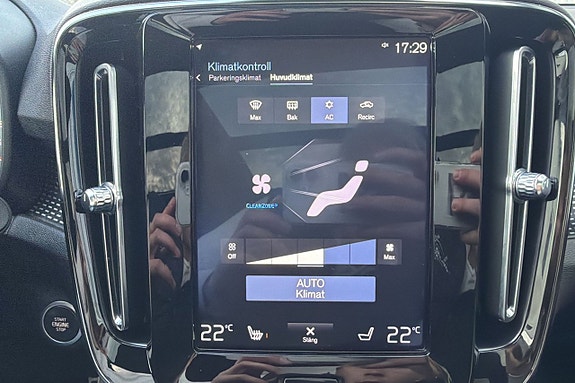 Volvo XC40 21 of 23