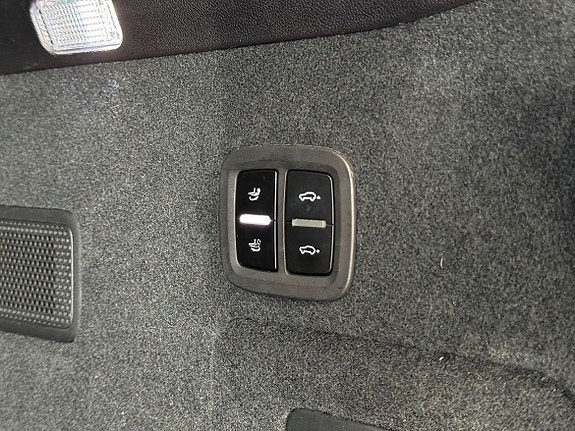 Porsche Cayenne 24 of 25