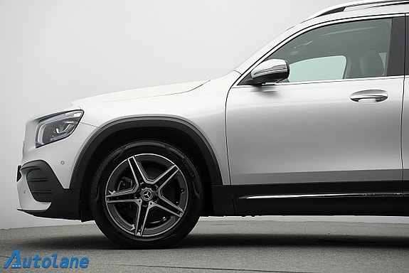 Mercedes-Benz GLB220 d 12 of 30