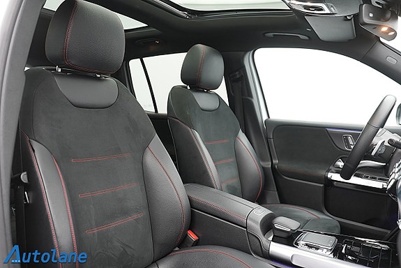 Mercedes-Benz GLB220 d 24 of 30