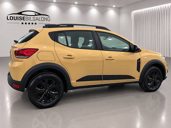 Dacia Sandero Stepway 4 of 12