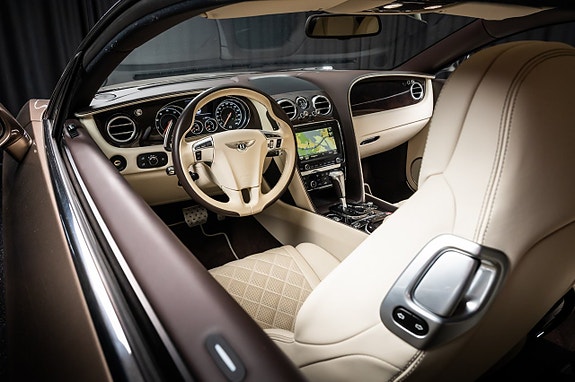 Bentley Continental GT 23 of 30