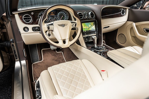 Bentley Continental GT 21 of 30