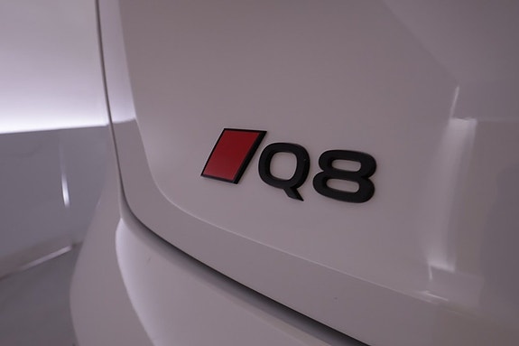 Audi Q8 8 of 27