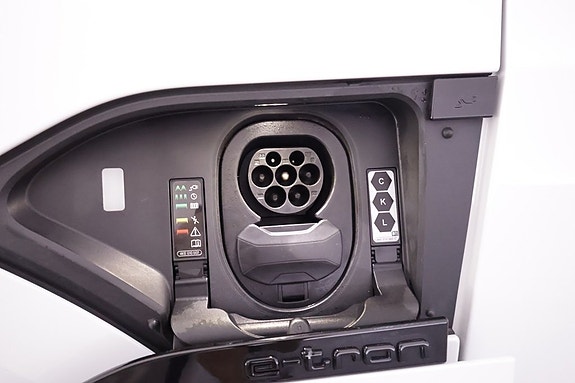 Audi Q8 24 of 27